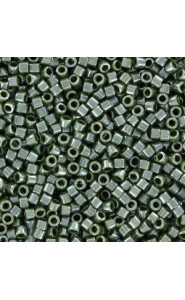 Miyuki delica Beads 11/0 - Opaque avocado luster DB-1566